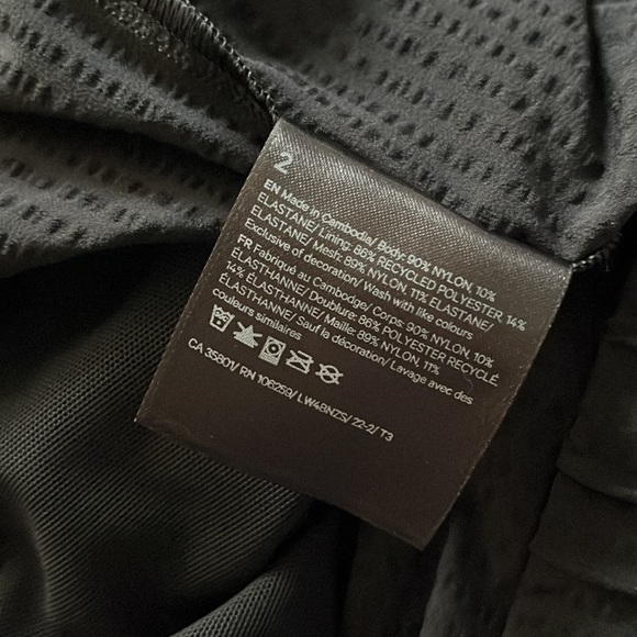 Lululemon Top - Picture 8 of 16